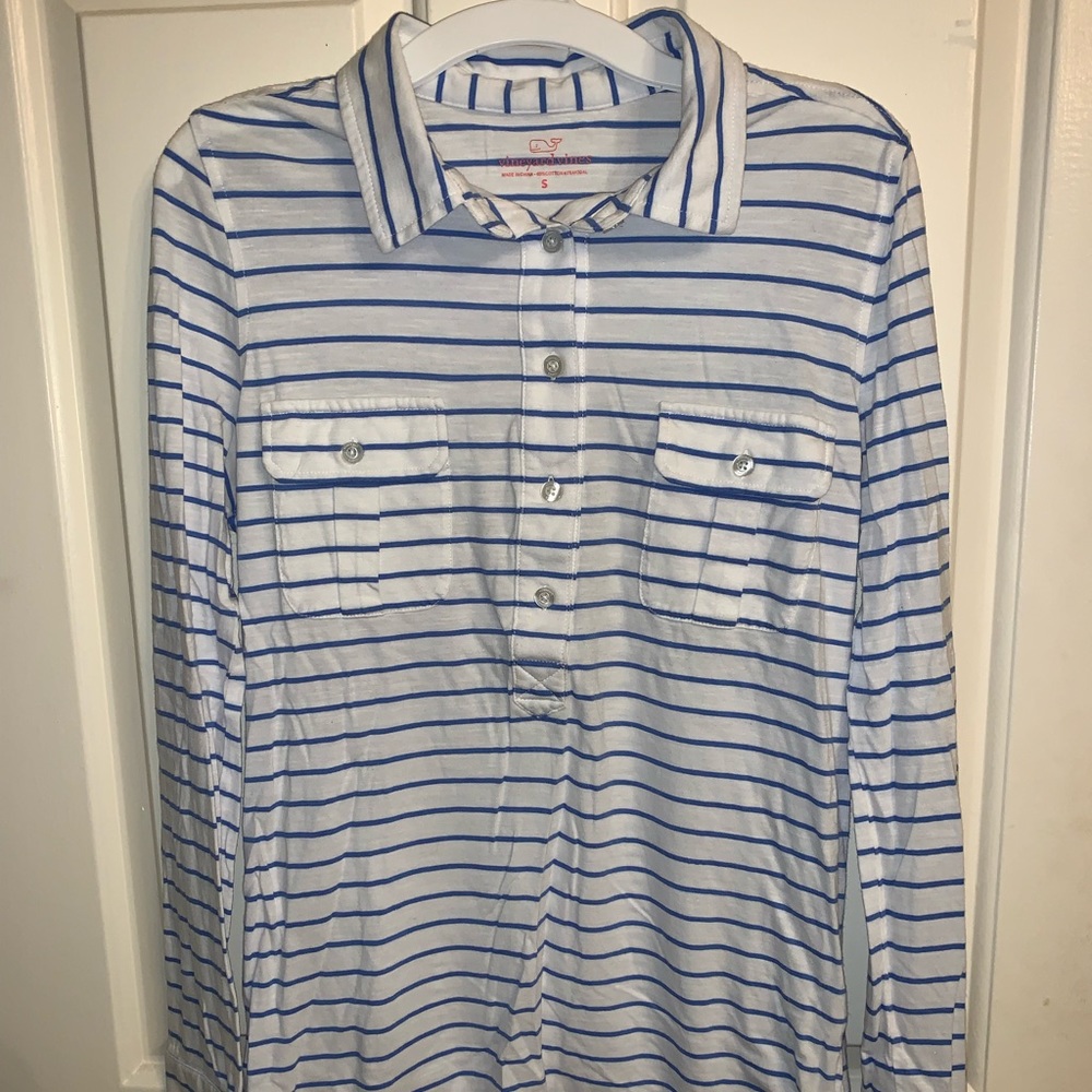 Vineyard Vines button detailed long sleeve